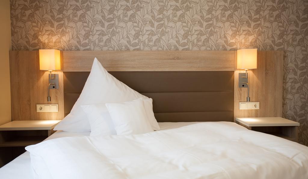Hotel Restaurant Zur Post Lohfelden Стая снимка