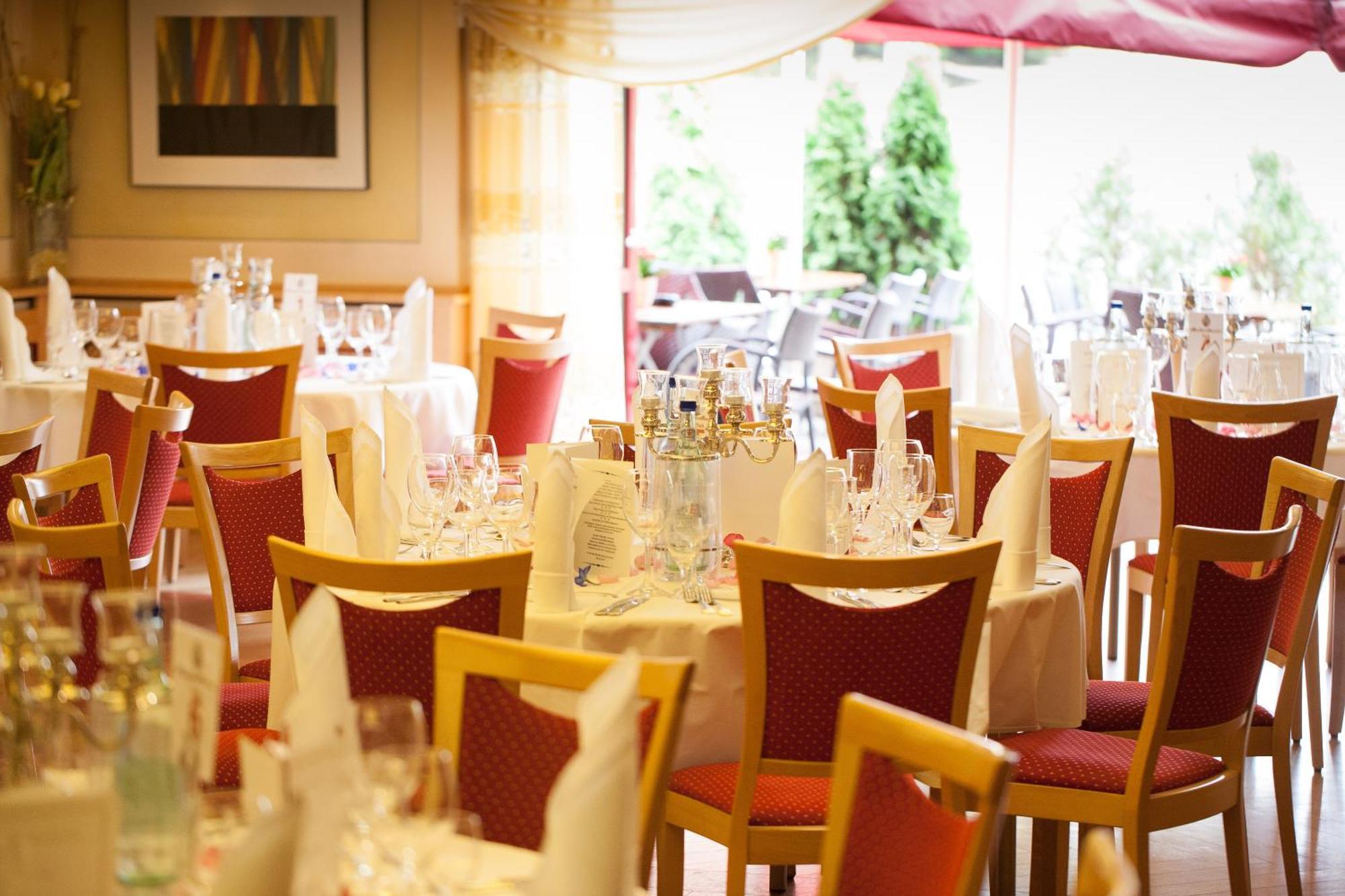 Hotel Restaurant Zur Post Lohfelden Екстериор снимка